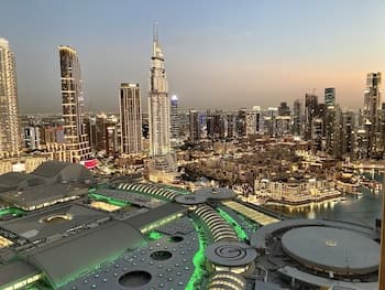 SuperHost - Gorgeous High-Rise Apt with Panoramic City Views I Address Dubai Mall