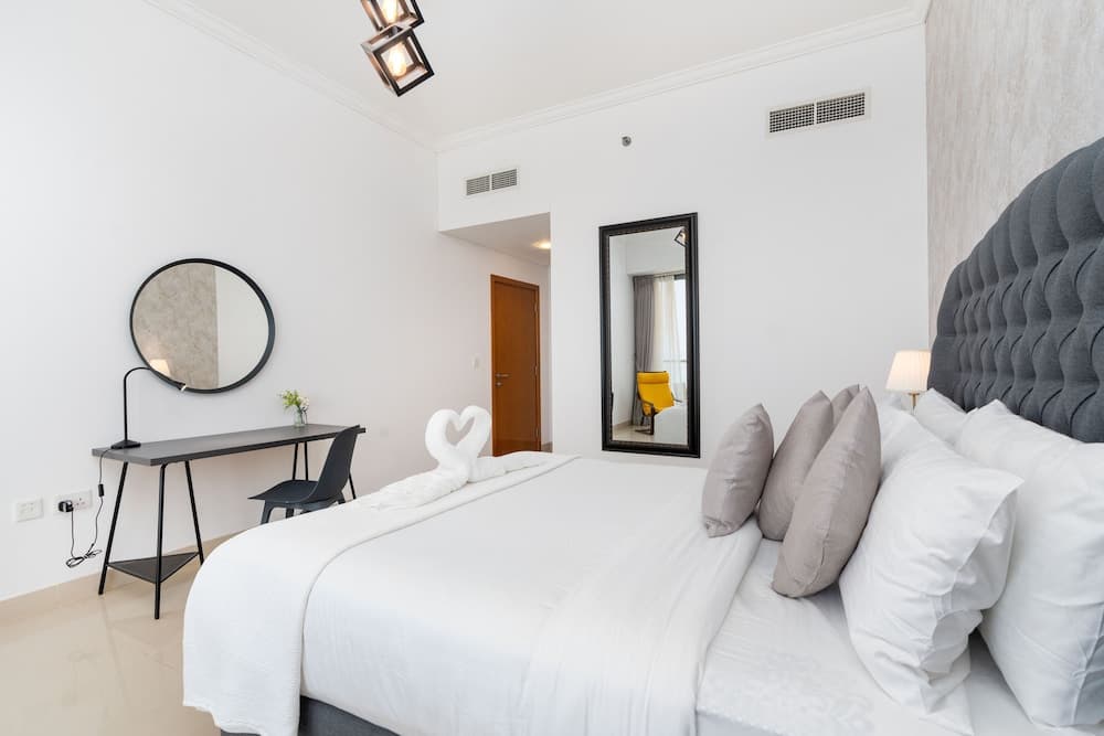 SuperHost - Incredible Full Sea and Dubai Eye View in Marina