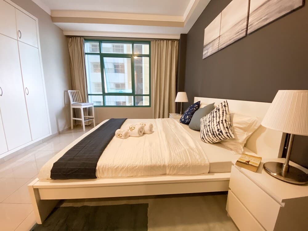 Marco Polo - Bright Apt with sea and Partial Dubai Harbour View