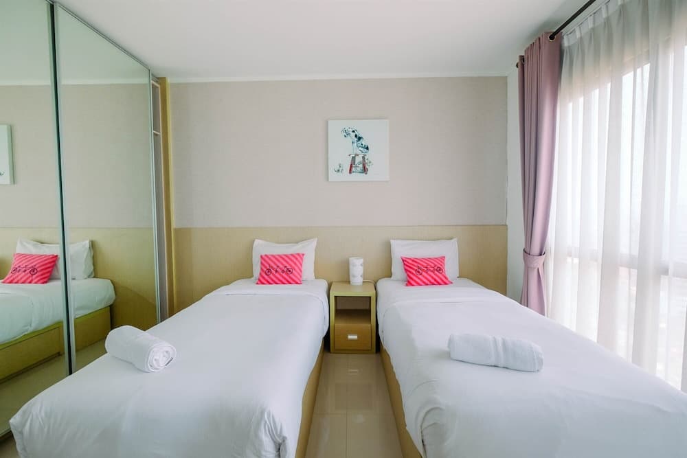 Cozy 2BR Apartment with Sofa Bed at Tamansari Semanggi