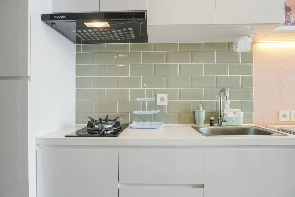 Modern and Stylish Studio at West Vista Apartment