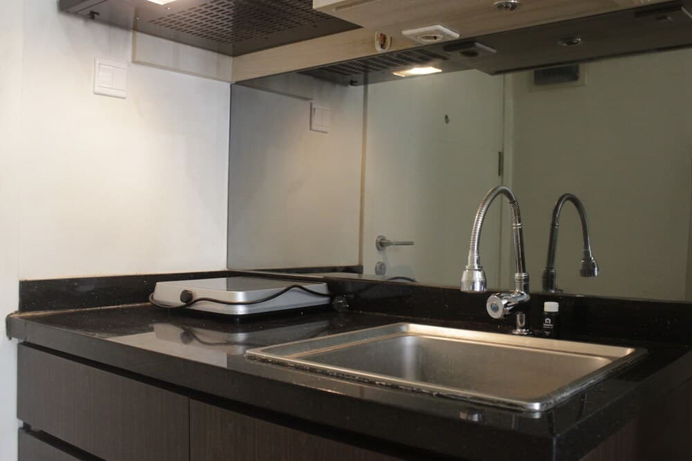 Private & Relaxing 1BR Apartment at Parahyangan Residence near UNPAR