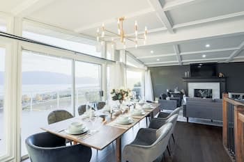 Stunning Views of the Okanagan Lake