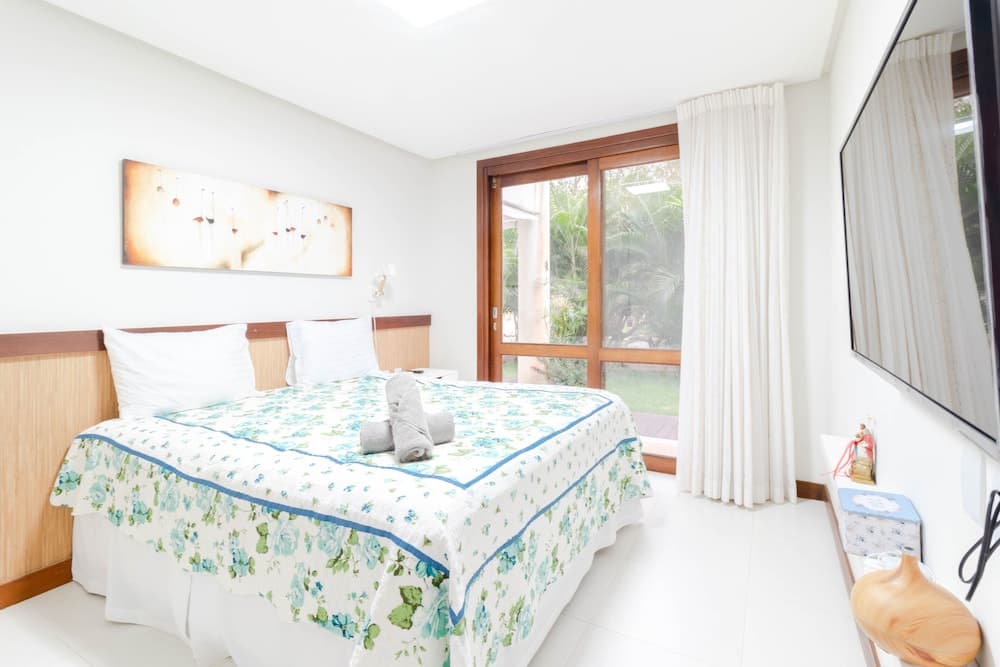 IM02 Apt 3 Suítes em Imbassaí