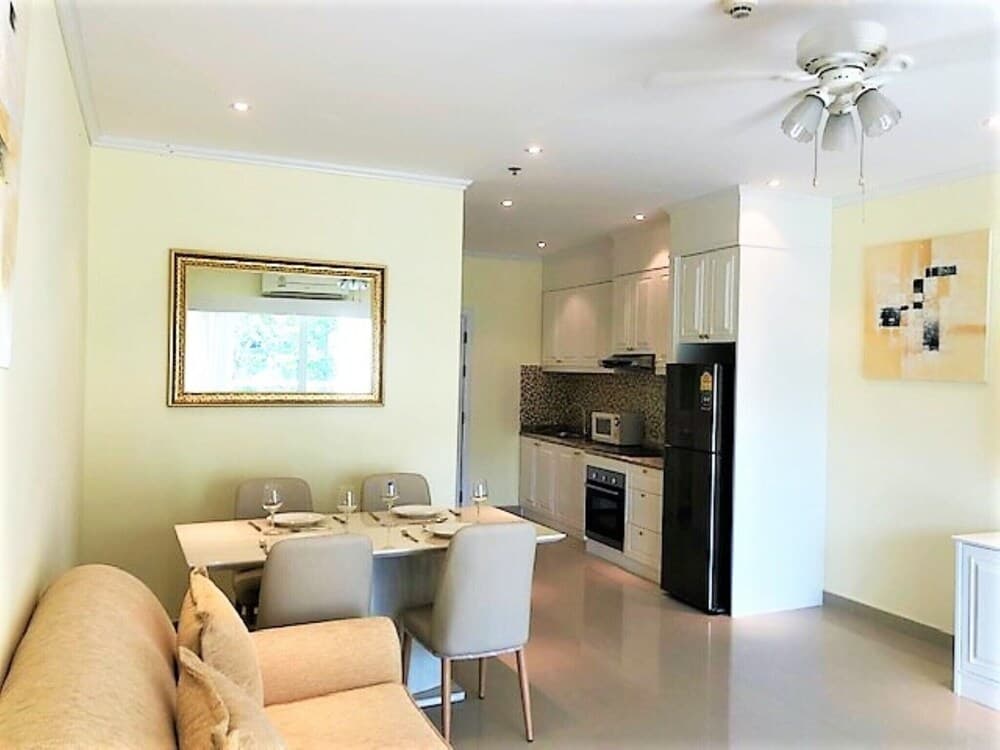 1 Bedroom Apartment at View Talay 5