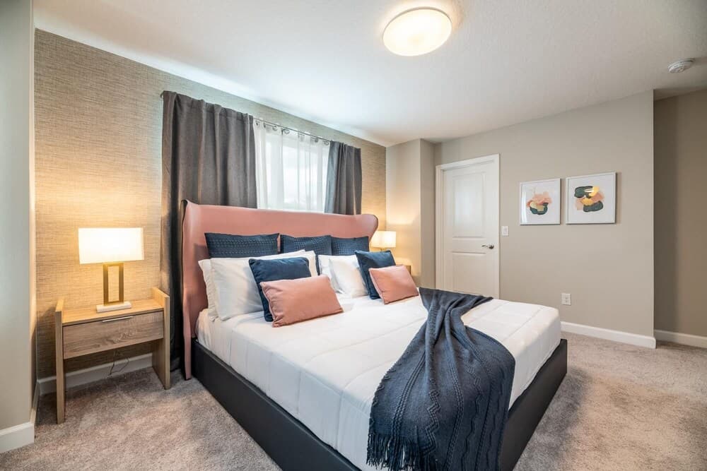 Incredible new 4 bed Villa Just 10 Minutes From Disney