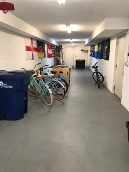 Ww324 West Garfield Avenue, Unit B