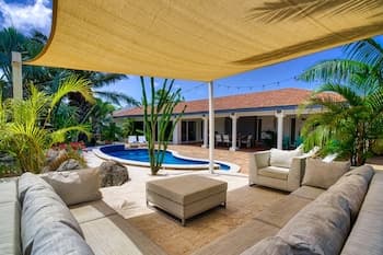 Tropical Paradisecomplete Privacypoolgardenbbq