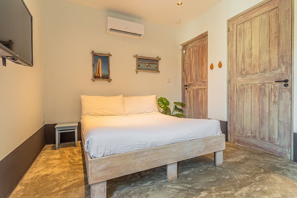 Luxurious Ocean View Getaway!