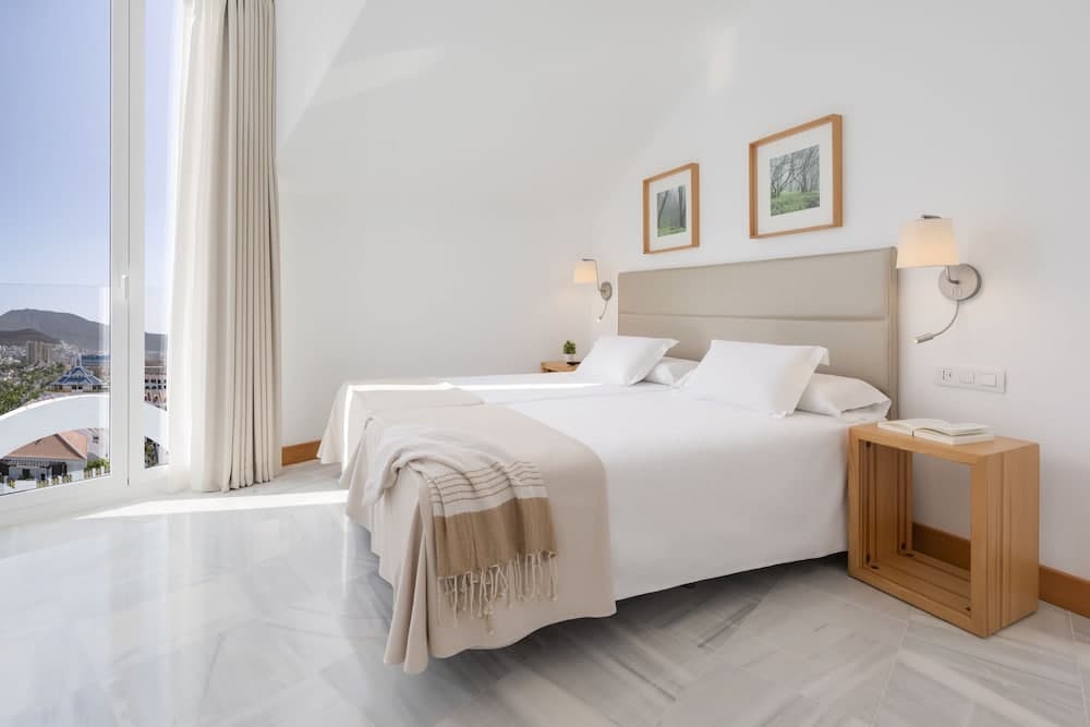 Parque Santiago by Upper Luxury Housing