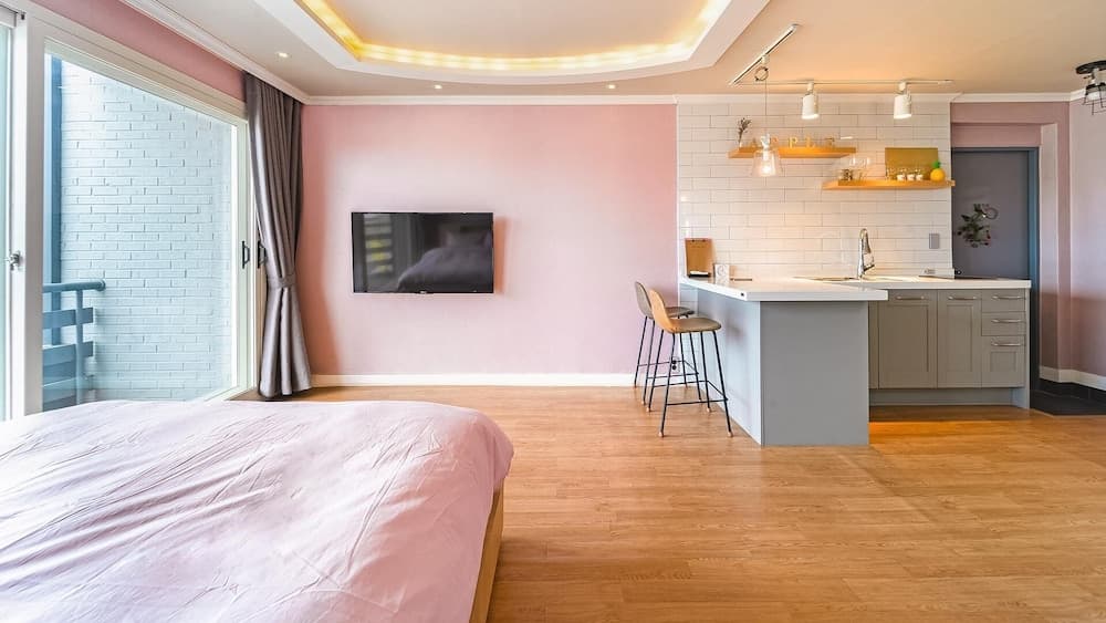 Yangyang Baladeonbada Pension