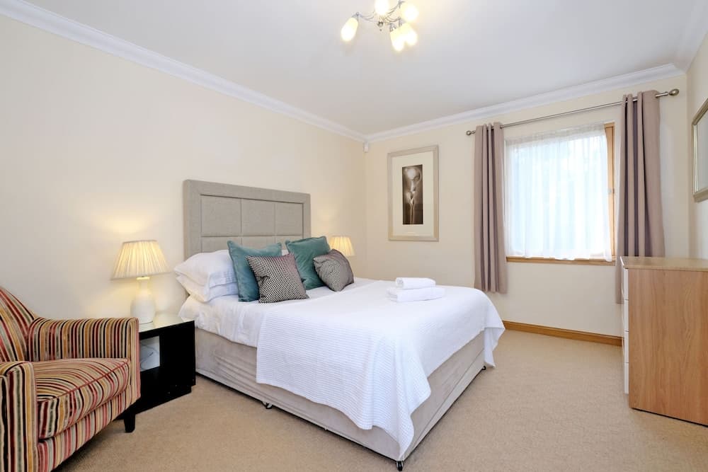 Bright Cults Home Near to the River Dee