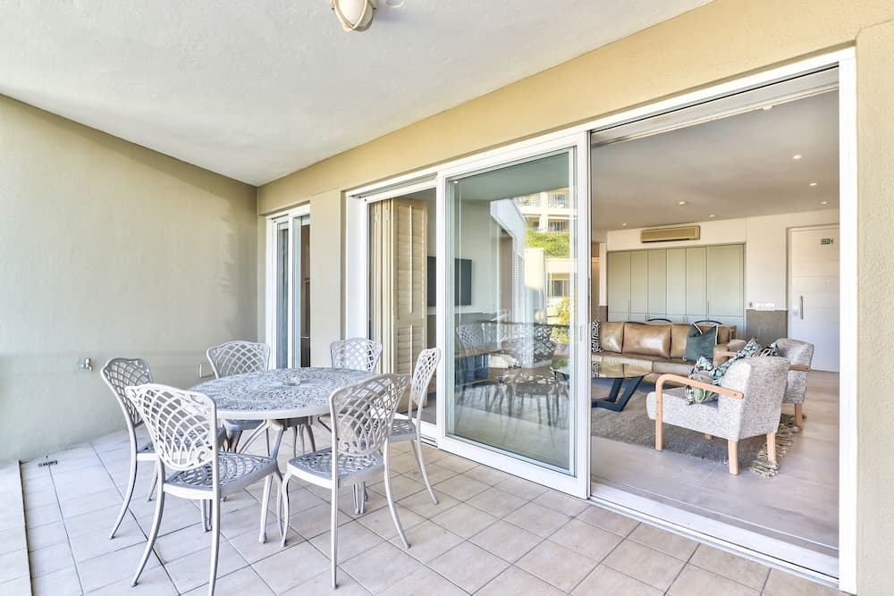 Two Bedroom Apartment - Fully Furnished and Design in V&a Marina Residential