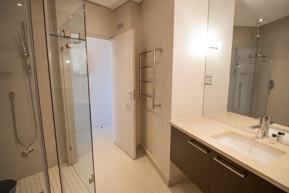 Camps Bay Studio Apartment - Luxurious With Stunning sea View