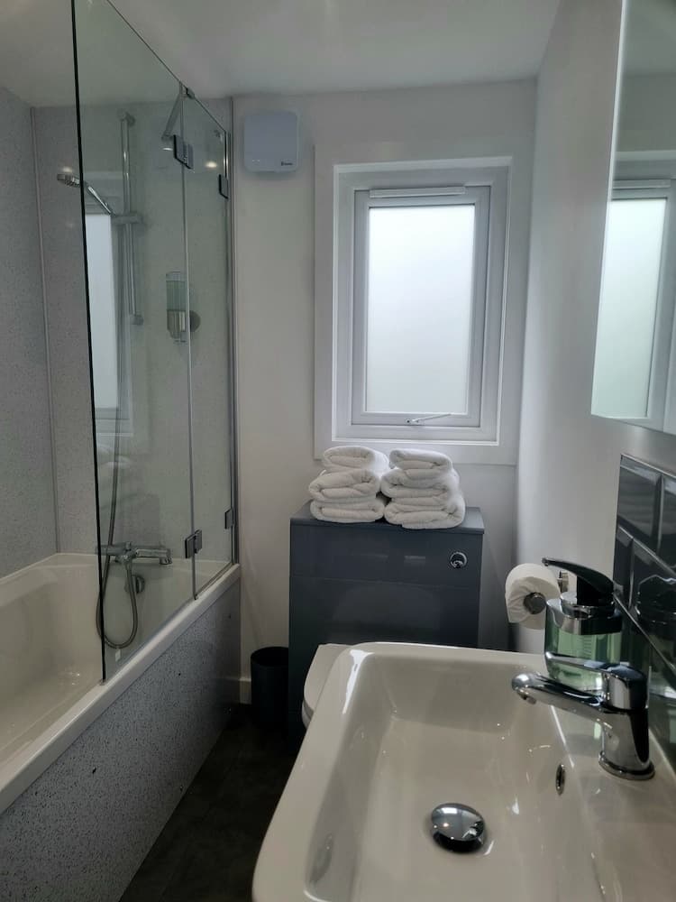 House Of Juniper - The Cabins