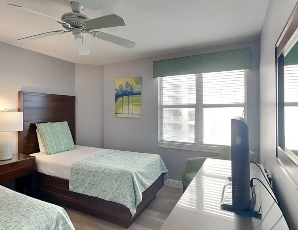 Gullwing by Distinctive Beach Rentals