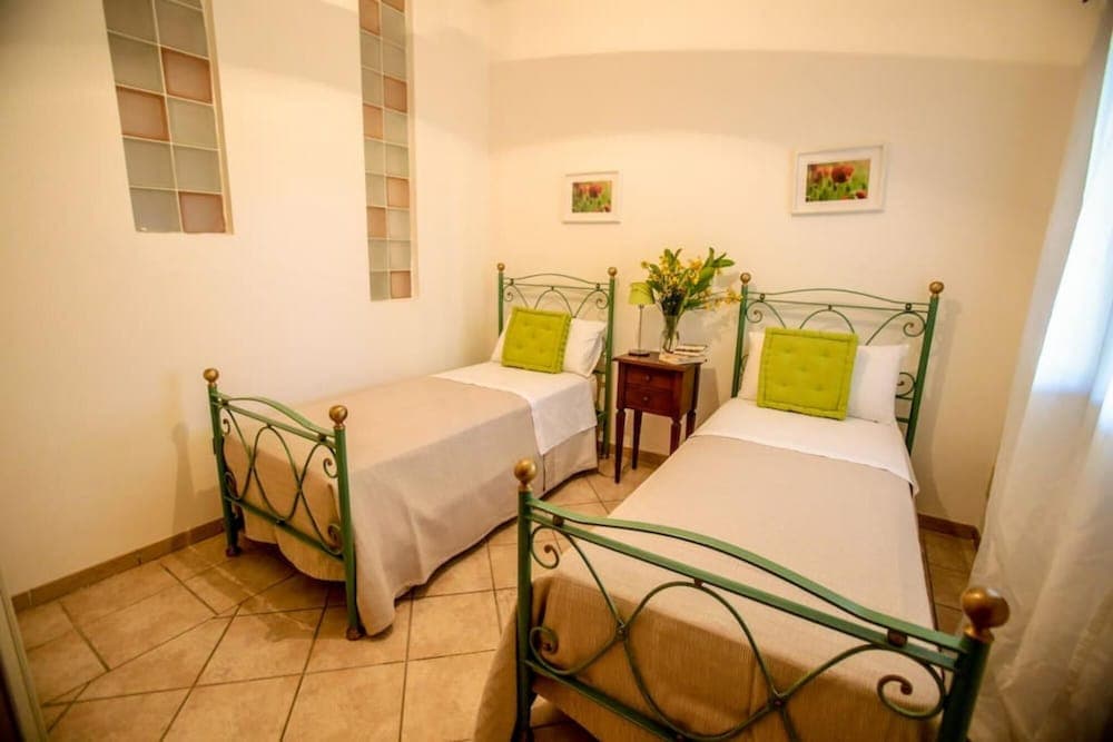 Esclusiva Villa a Ostuni con Piscina 1km dal Mare