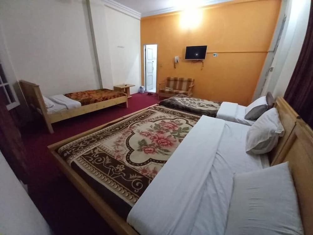 FR Darya E Swat Hotel