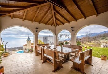 Amazing Pool & Whirlpool Villa Mirna