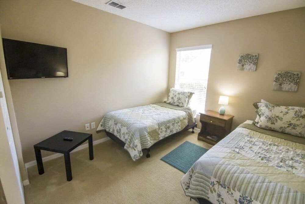 Sandra's Southern Dunes Vacation Home 4 Bedroom Home by Redawning