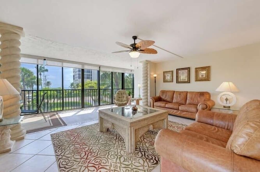 Tracy's Sea Isles Condo 2 Bedroom Condo by Redawning