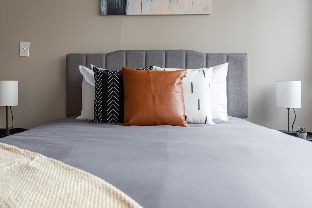 FRONTDESK 1431 Washington Blvd Apts Downtown Detroit