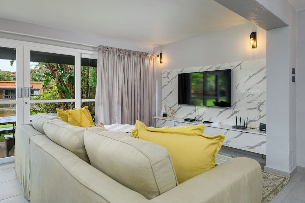 San Lameer Villa Rentals 2307