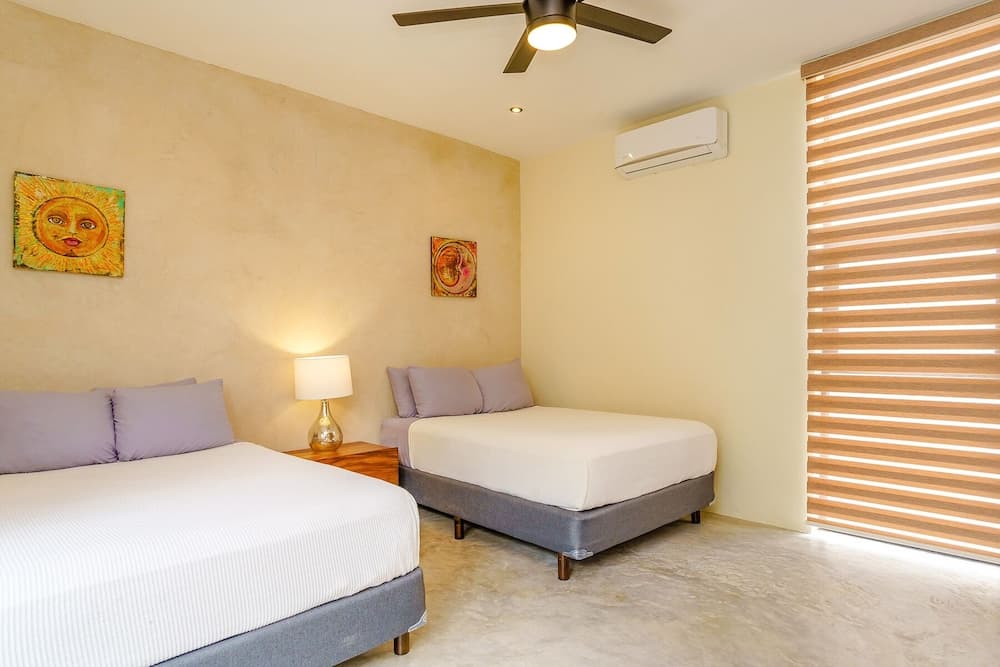 Magazine-worthy Villa Ponderosa with Private Pool & Gated Area