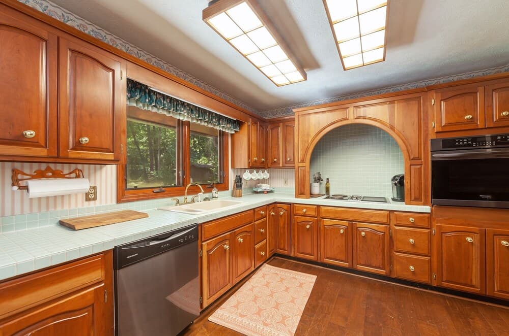 Chicken Creek's Edge 3 Bedroom Home by Redawning