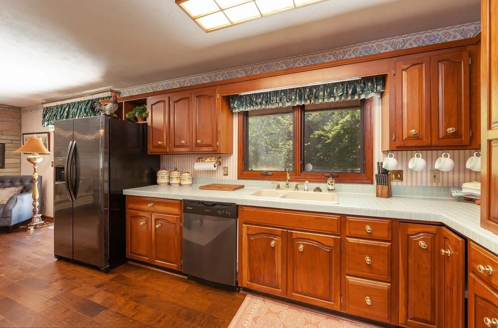 Chicken Creek's Edge 3 Bedroom Home by Redawning