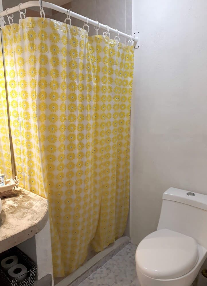 Room With Private Bathroom, Air Conditioning, Wi-fi Downtown Cancun