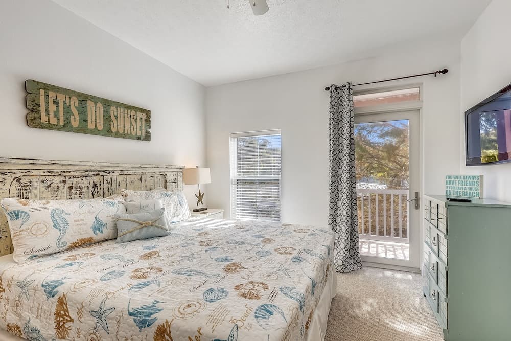 Casa Del Mar by Book That Condo