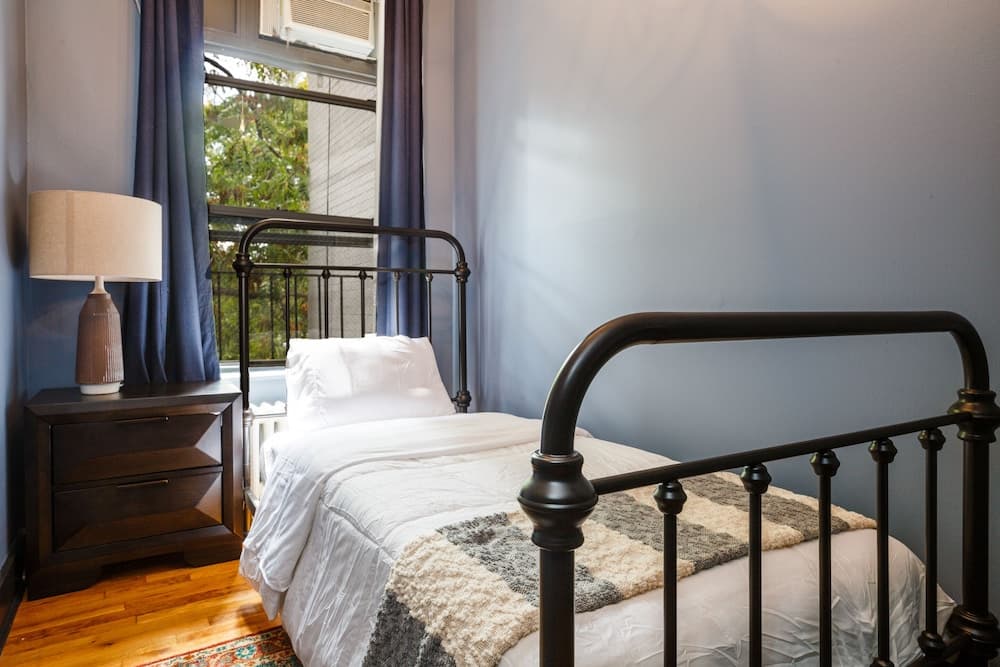 Lamartine Chelsea – Hostel