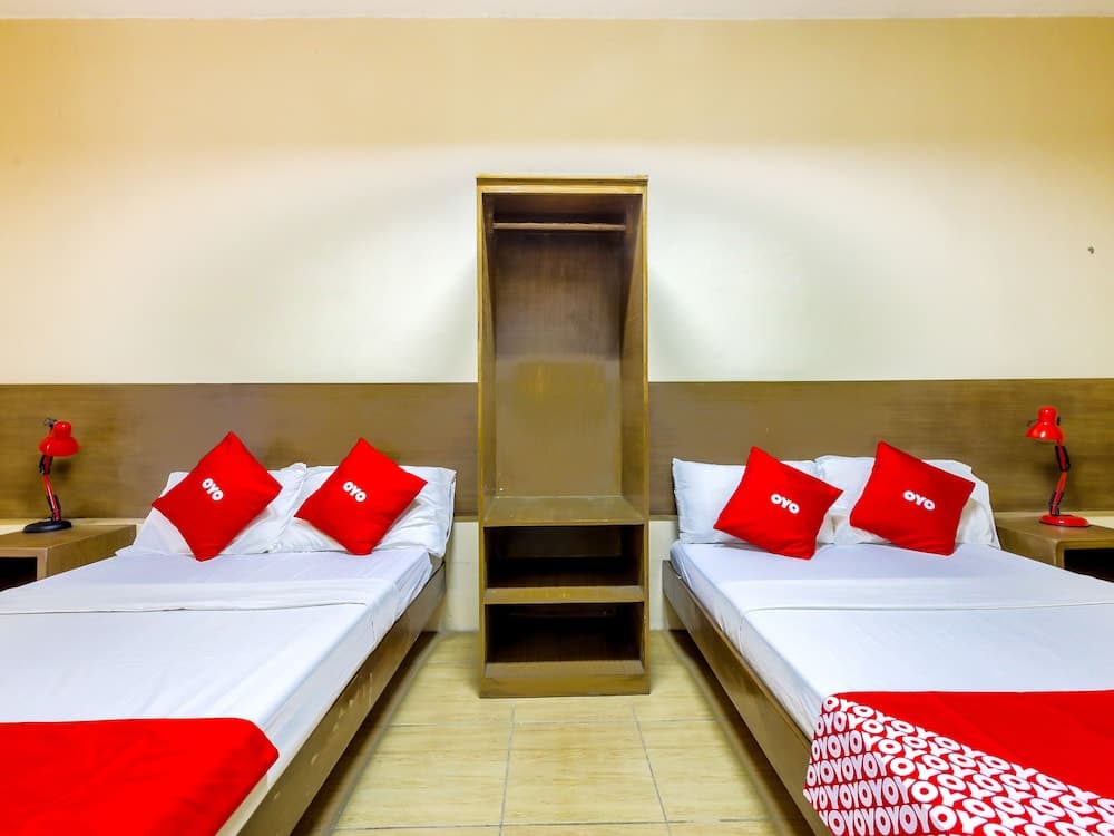 Metro Deluxe Residences