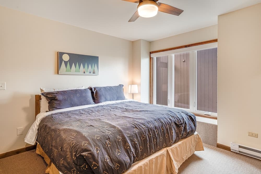 Winterset 3 3 Bedroom Condo by RedAwning