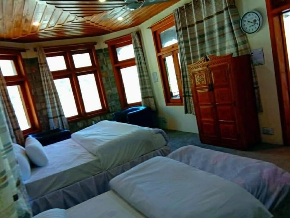 Chitral Guest House