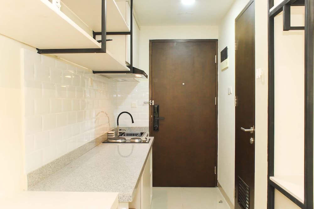 Nice And Comfort Studio Apartment At Mustika Golf Residence