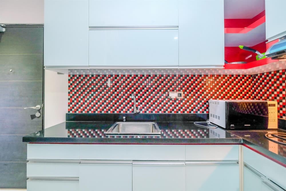 Elegant 1Br At Tamansari Semanggi Apartment