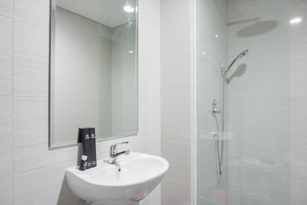 Modern And Comfort Studio At Ciputra International Apartment