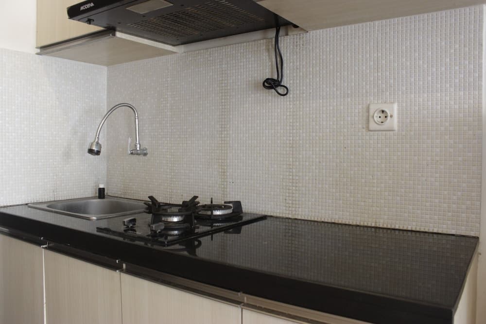 Pool View 2Br Apartment At The Jarrdin Cihampelas