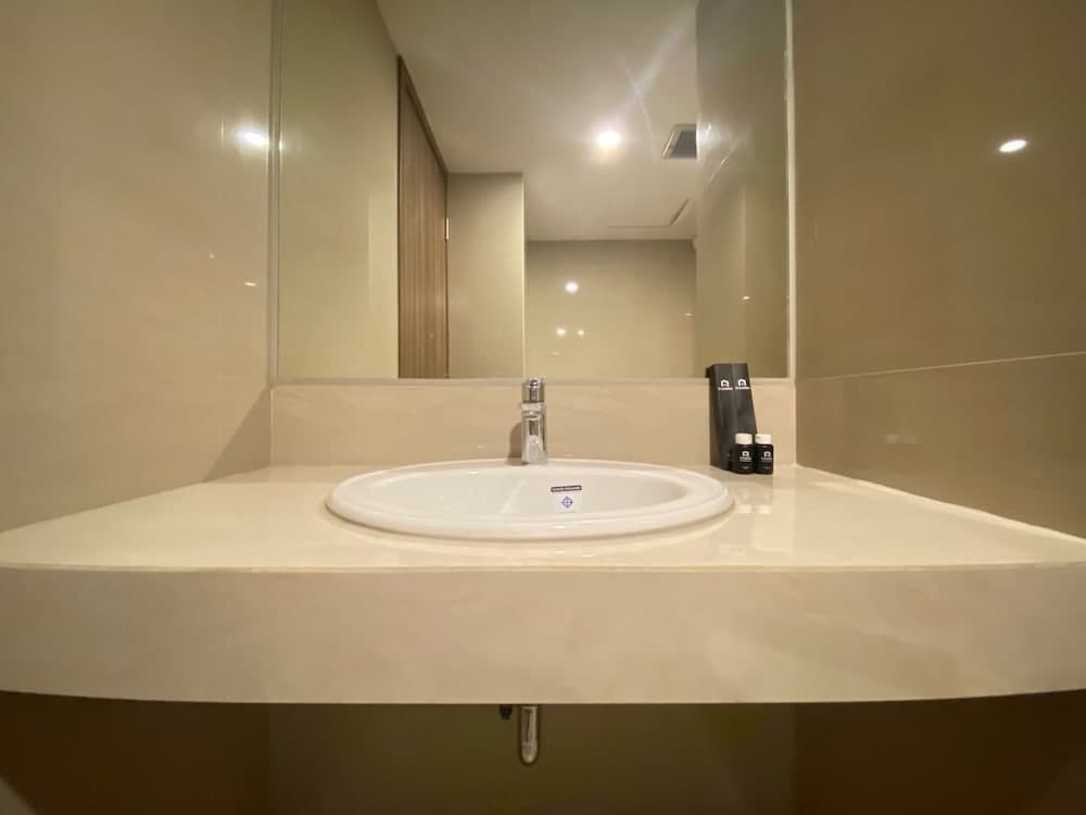 Spacious And Modern Studio Room At Galeri Ciumbuleuit 3 Near Unpar