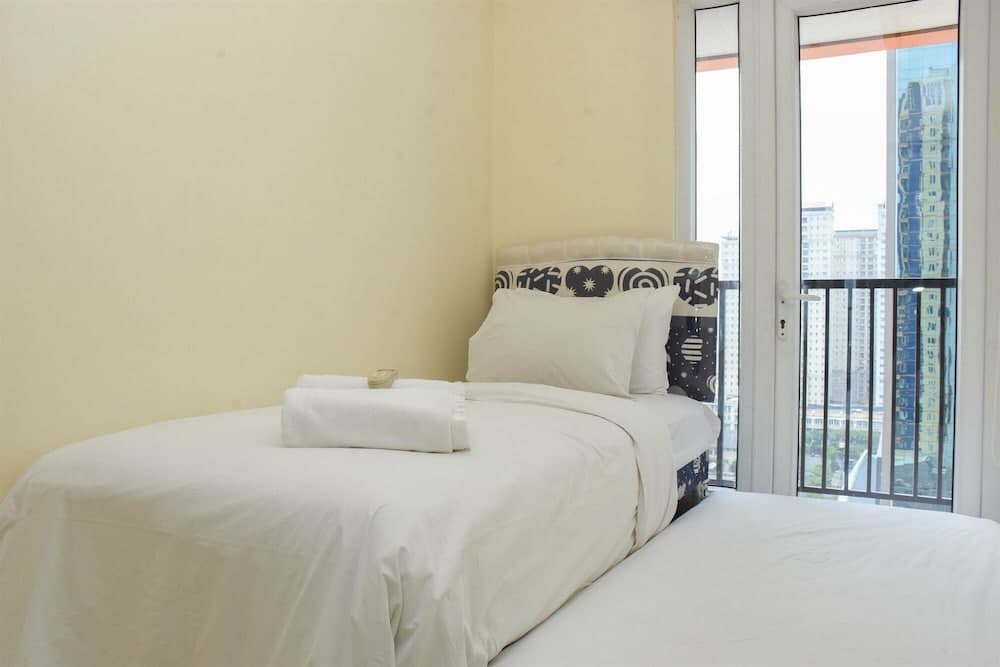 Fully Furnished With Comfortable Design 2Br At The Boutique Apartment