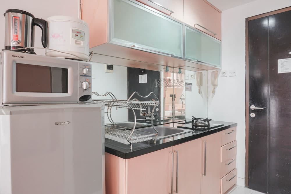 Comfy And Tidy Studio Apartment At Tamansari Sudirman