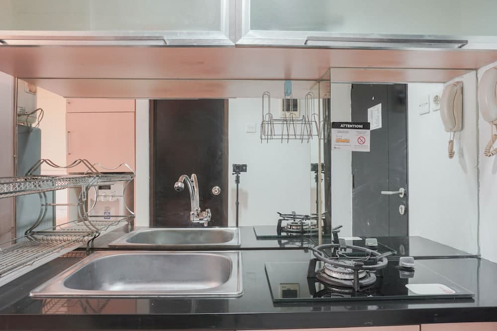 Comfy And Tidy Studio Apartment At Tamansari Sudirman