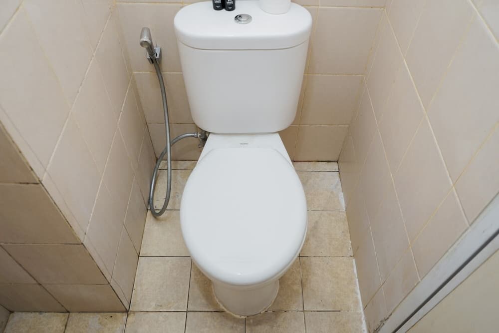 Simply Monochrome And Minimalist Studio At Serpong Greenview Apartment