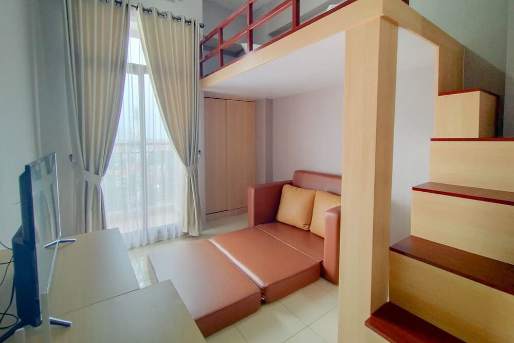 Nice And Cozy Living Studio Room At Dave Apartment