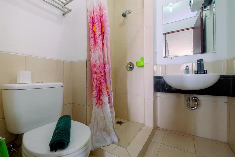 Comfort And Homey Studio Apartment At Mangga Dua Residence
