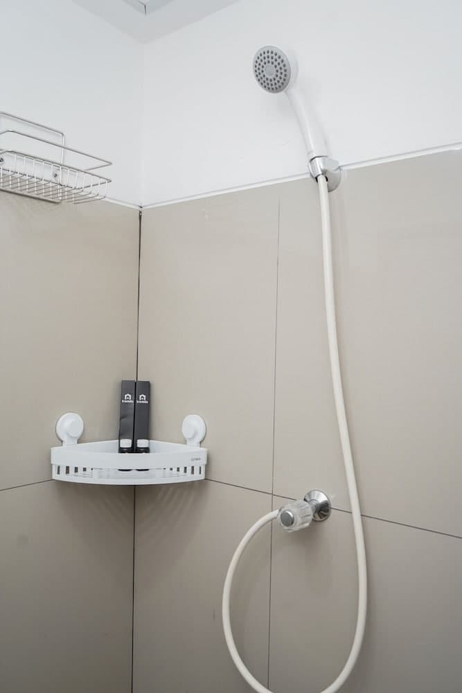 Brand New And Comfy Studio Baileys Apartment