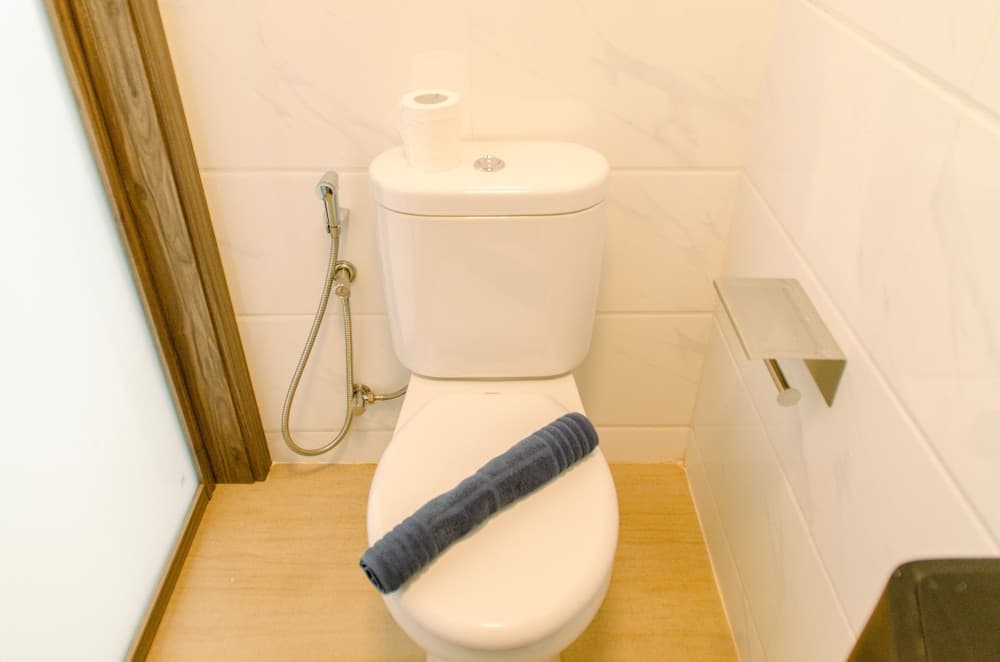 Simple And Cozy Living Studio At Sky House Bsd Apartment