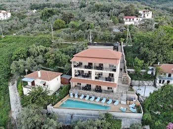 Kallia Suites